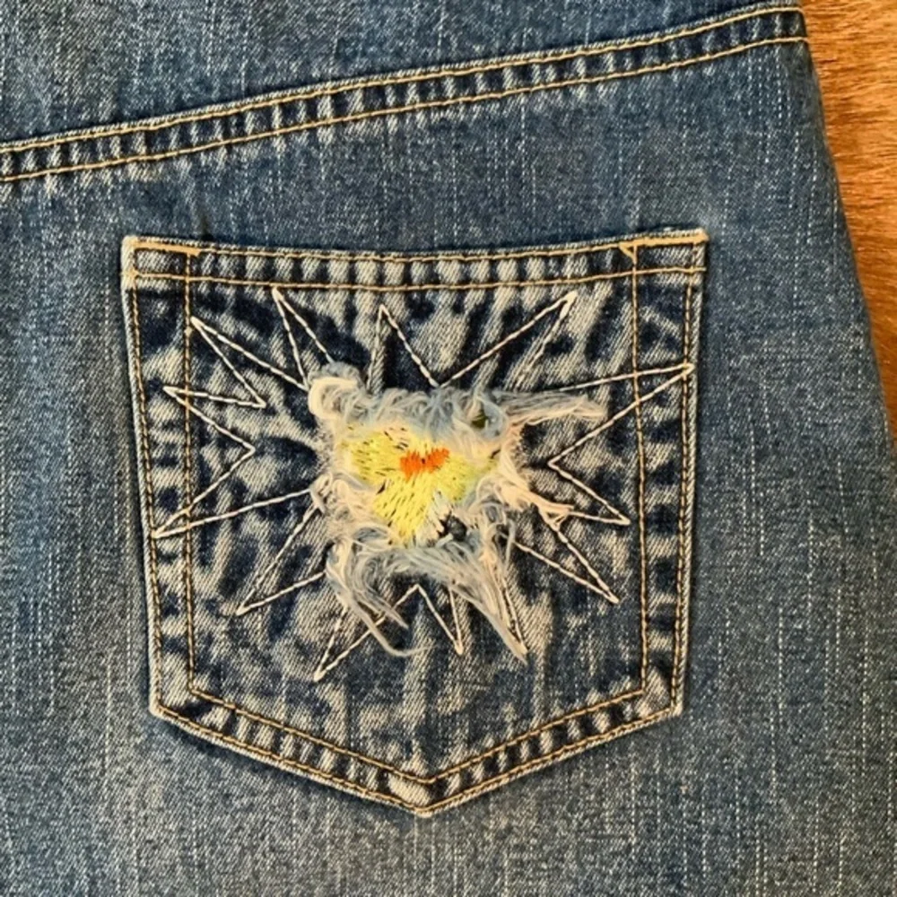 Pick a boo embroidered flowers Mini jeans skirt SZ 16 - Picture 7 of 10